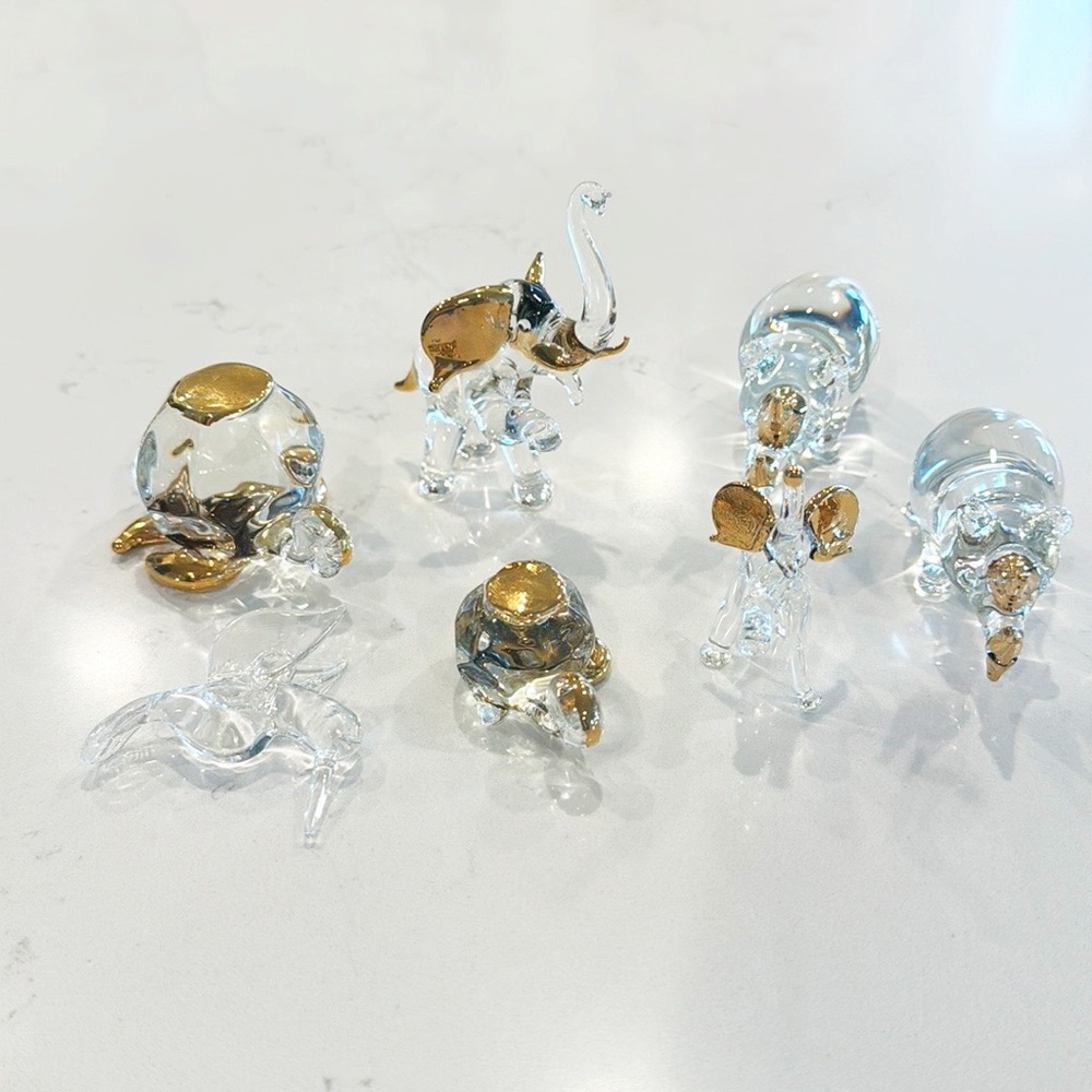 CRYSTAL Set Of 7 Animals Mom & Baby Turtle, Mom & Baby Elephant, 2 Rhinos EUC